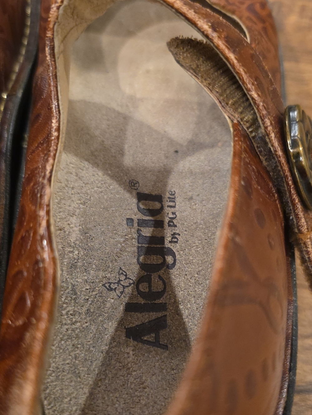 Alegria Brown Mary Jane Shoes with Floral Embossing Size 37 - Picture 5 of 12